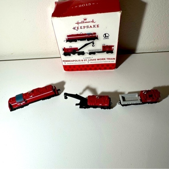 Hallmark keepsake Lionel Minneapolis & St. Louis work train - Picture 1 of 6